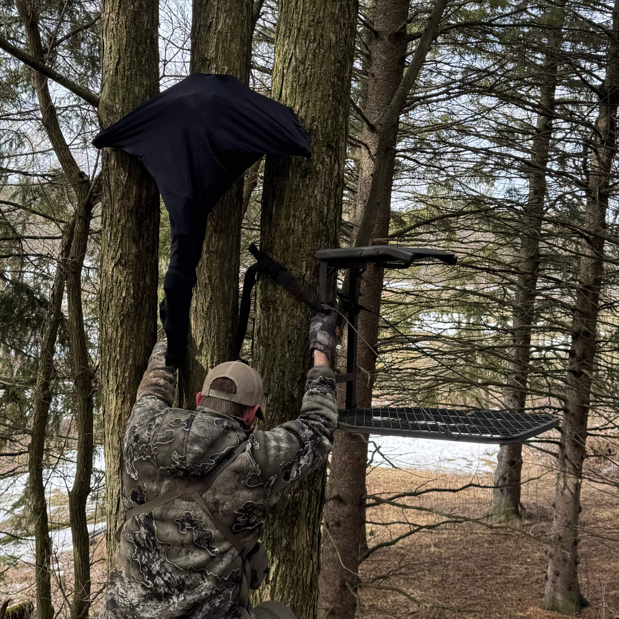 Pivot Outdoors Crossbow Pocket Sock™